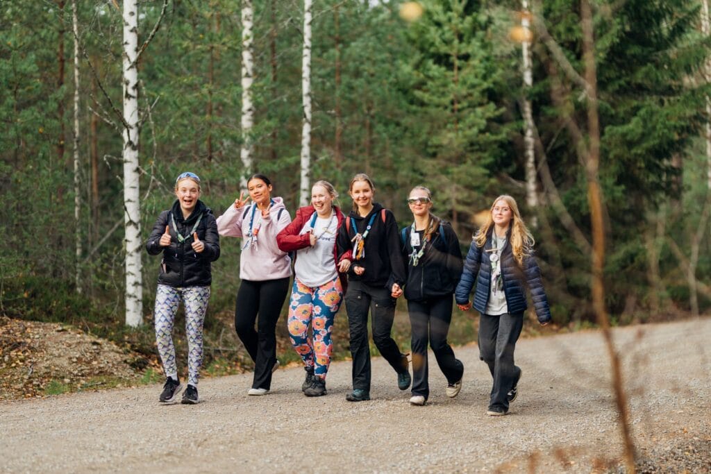 Avoimet Pestit: Väiskin leiritoimikunta - Lue lisää